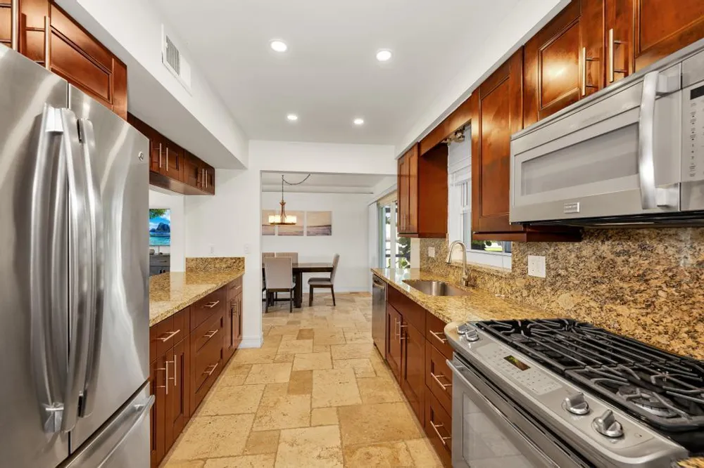 1771 NE 35th Street Oakland Park, FL 33334
