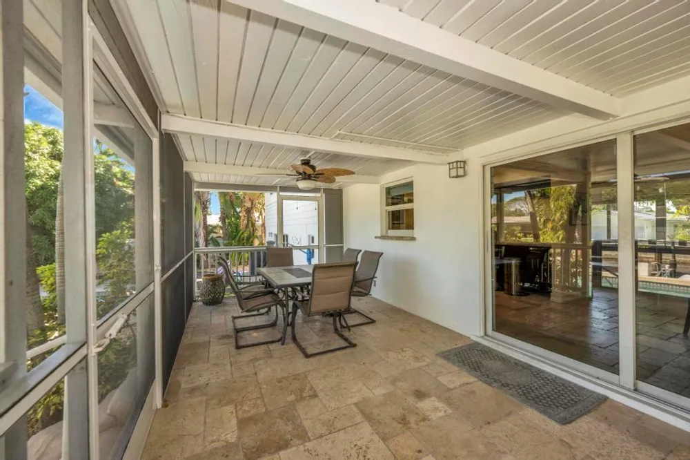 1771 NE 35th Street Oakland Park, FL 33334
