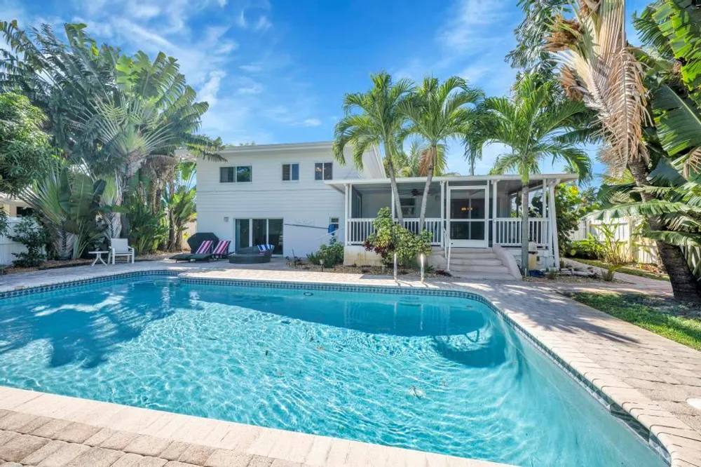 1771 NE 35th Street Oakland Park, FL 33334