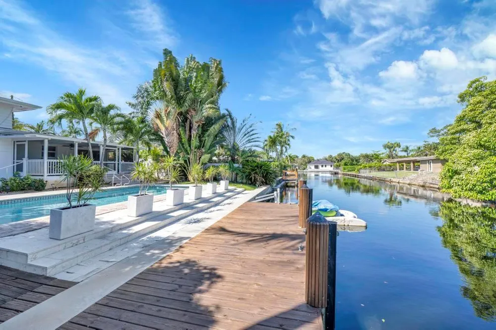 1771 NE 35th Street Oakland Park, FL 33334