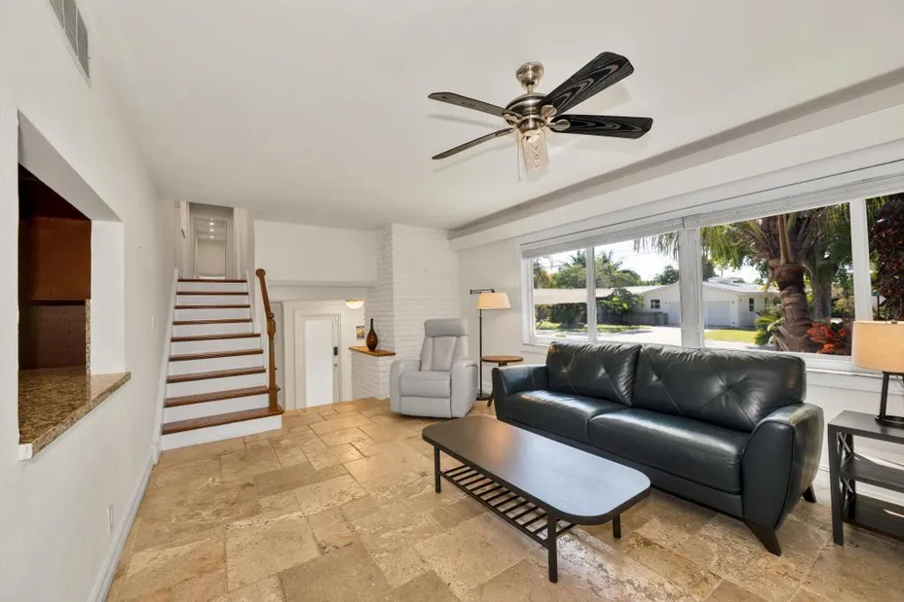 1771 NE 35th Street Oakland Park, FL 33334