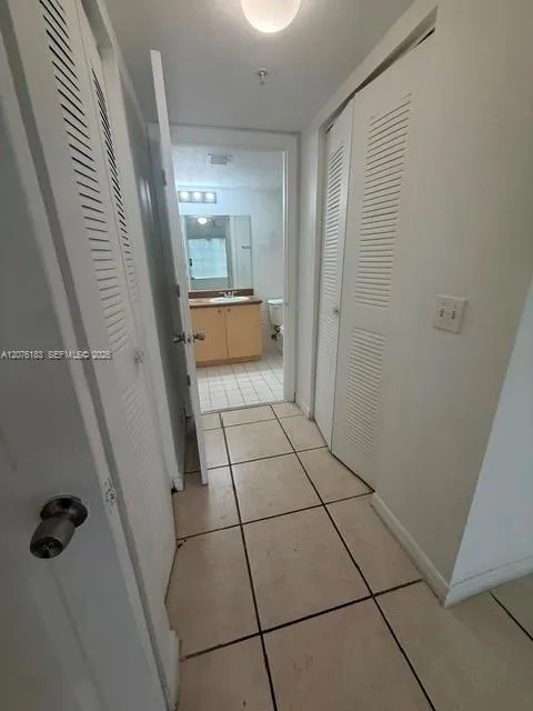 4211 San Marino #106 West Palm Beach, FL 33409