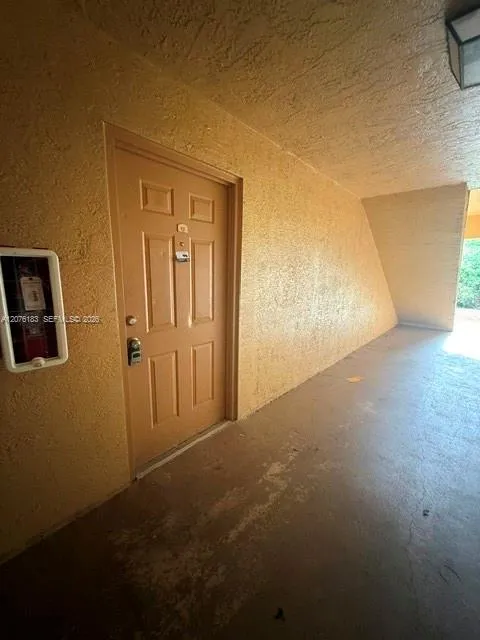 4211 San Marino #106 West Palm Beach, FL 33409