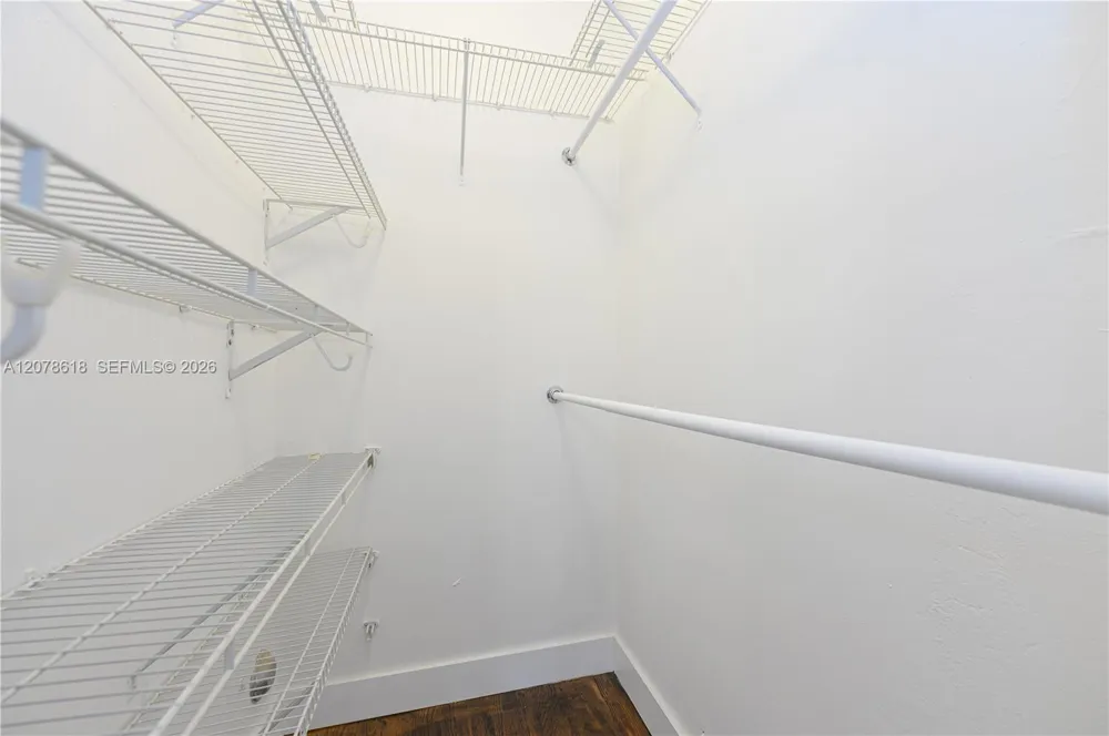 557 Meridian Ave #B Miami Beach, FL 33139