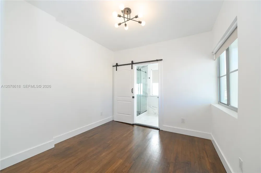 557 Meridian Ave #B Miami Beach, FL 33139