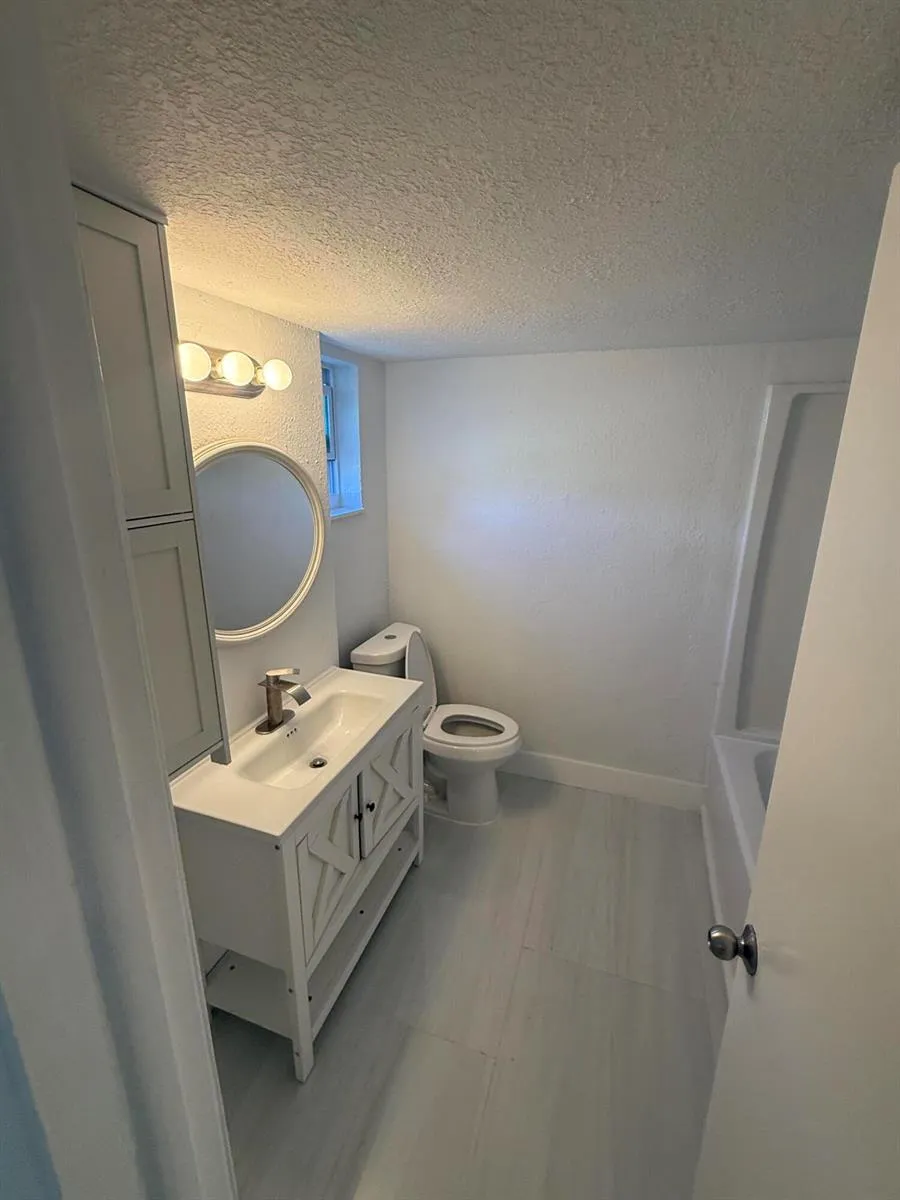 10701 Royal Palm Boulevard #1 Coral Springs, FL 33065