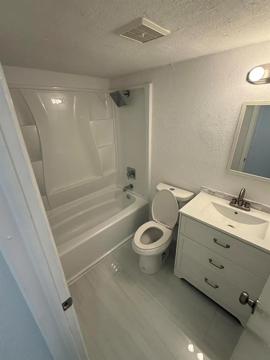 10701 Royal Palm Boulevard #1 Coral Springs, FL 33065