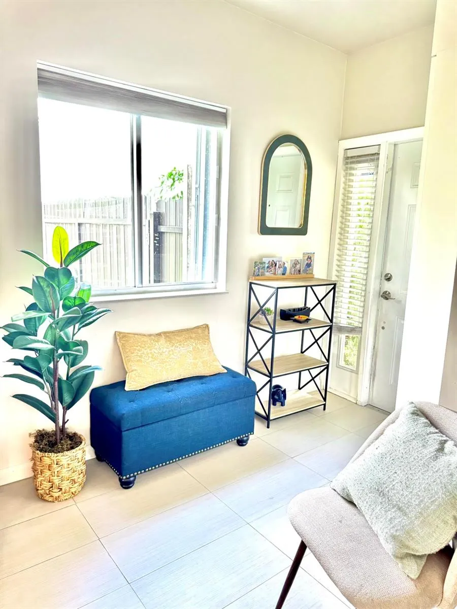 396 NE 33RD TERRACE Homestead, FL 33033