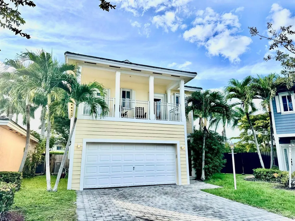 396 NE 33RD TERRACE Homestead, FL 33033