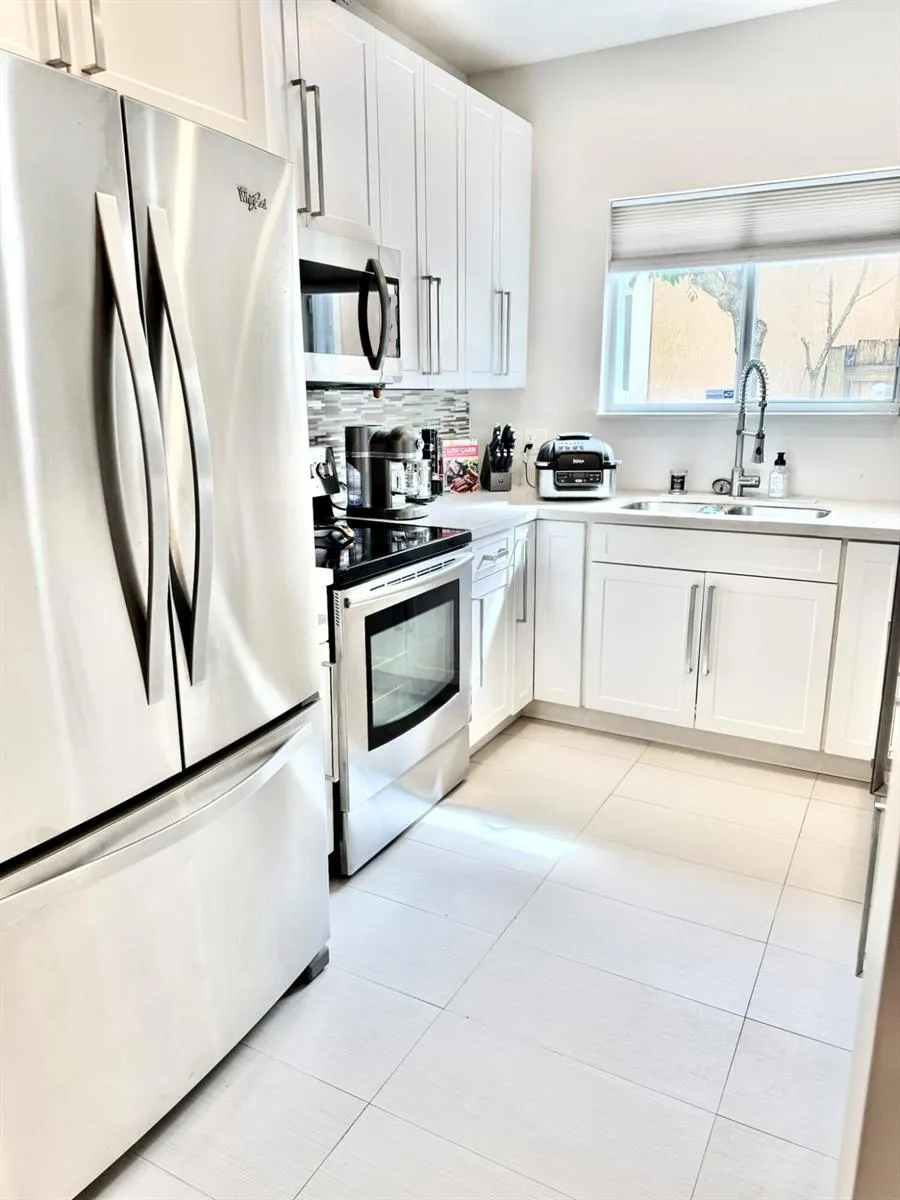 396 NE 33RD TERRACE Homestead, FL 33033