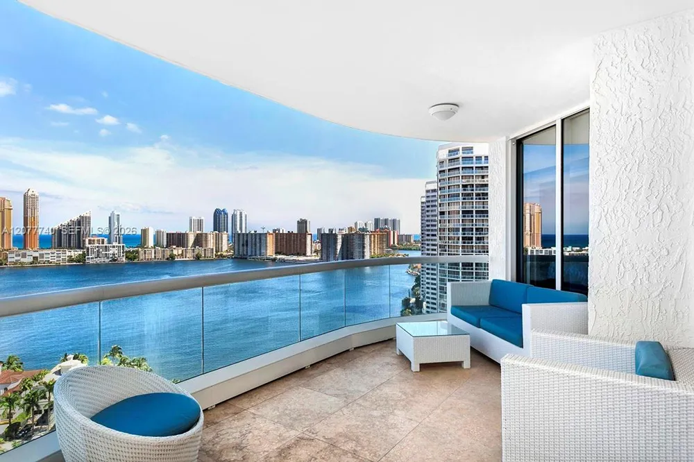 6000 Island Blvd #2204 Aventura, FL 33160