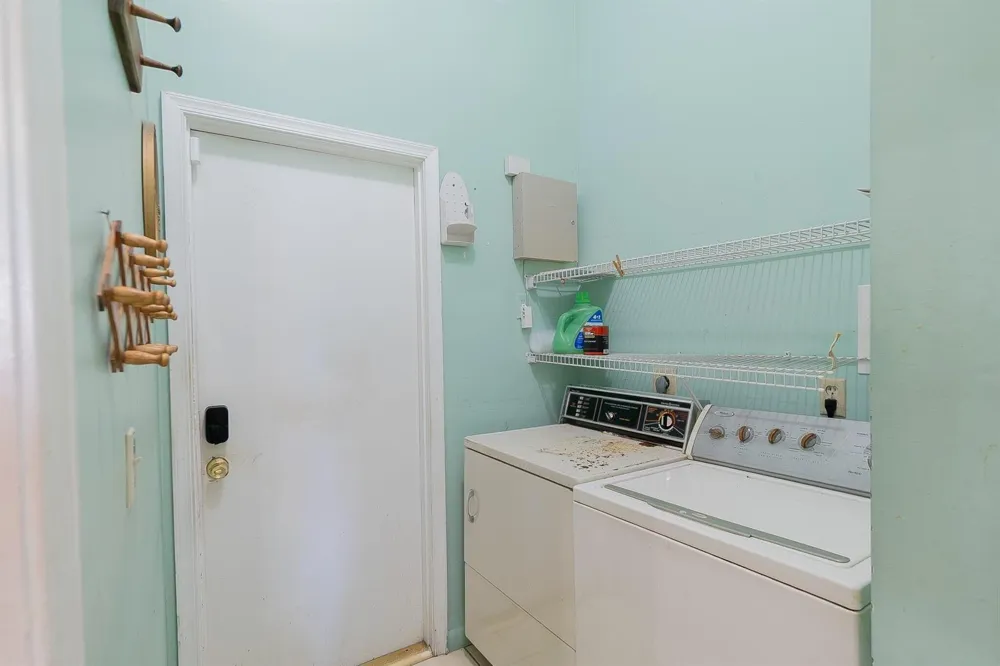 6745 ALDEN RIDGE DRIVE Boynton Beach, FL 33437