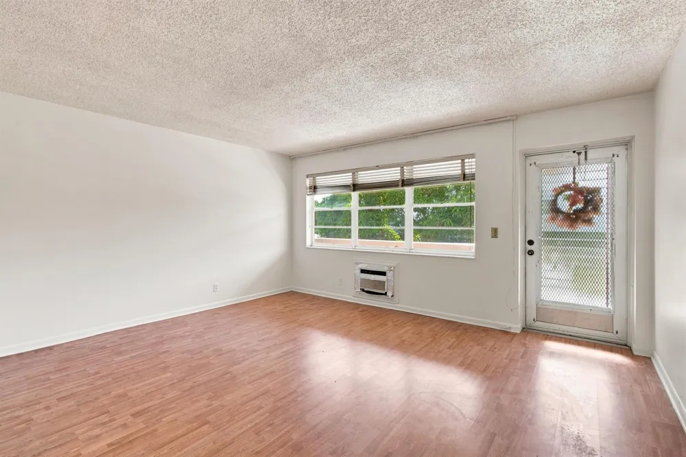 65 Camden C West Palm Beach, FL 33417