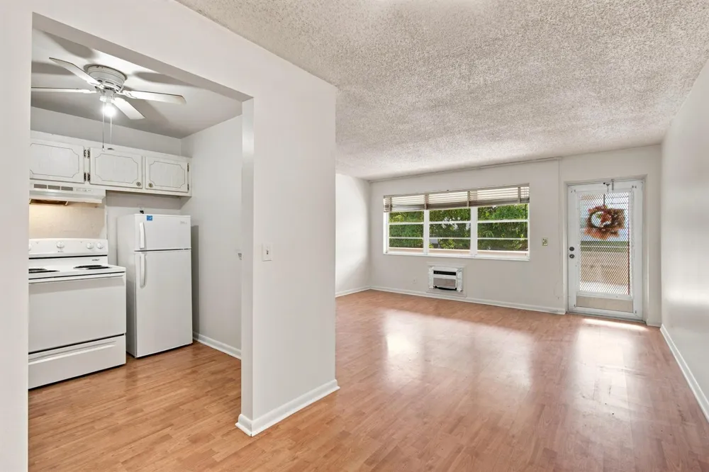 65 Camden C West Palm Beach, FL 33417