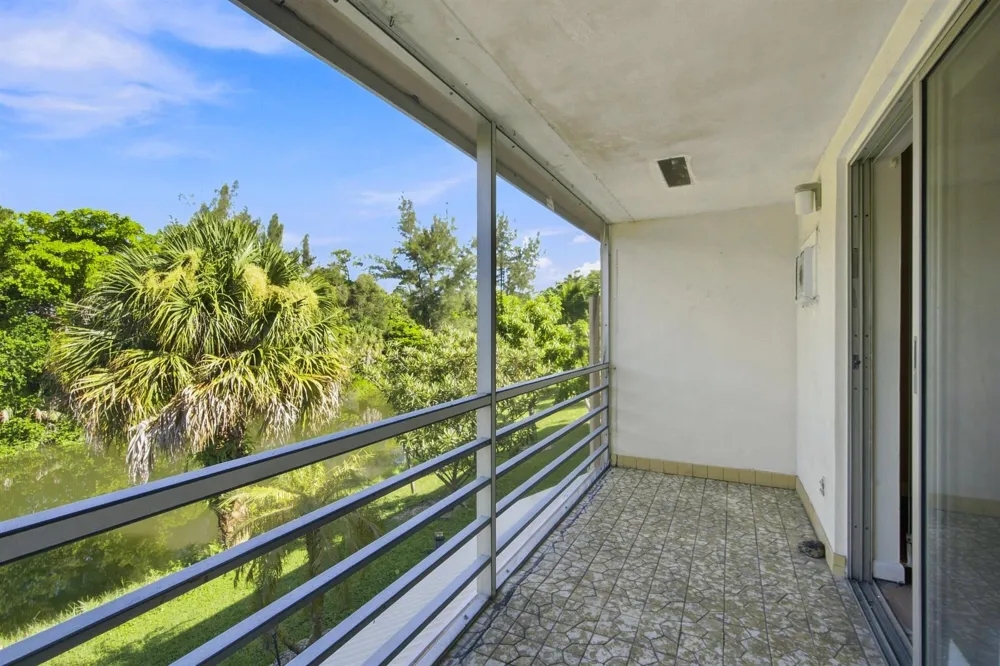 65 Camden C West Palm Beach, FL 33417