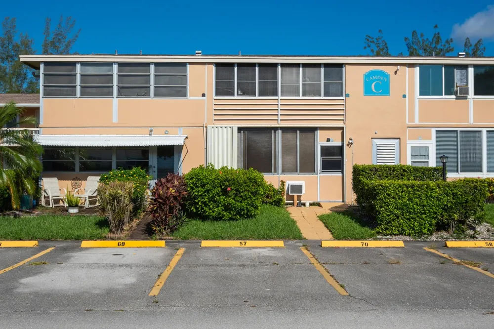 65 Camden C West Palm Beach, FL 33417
