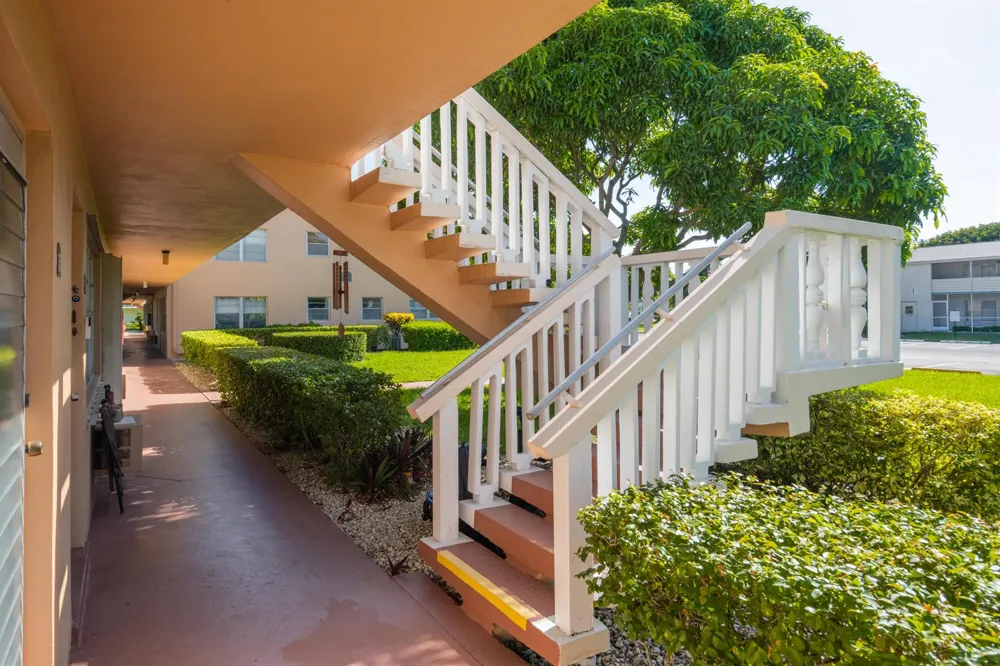 65 Camden C West Palm Beach, FL 33417