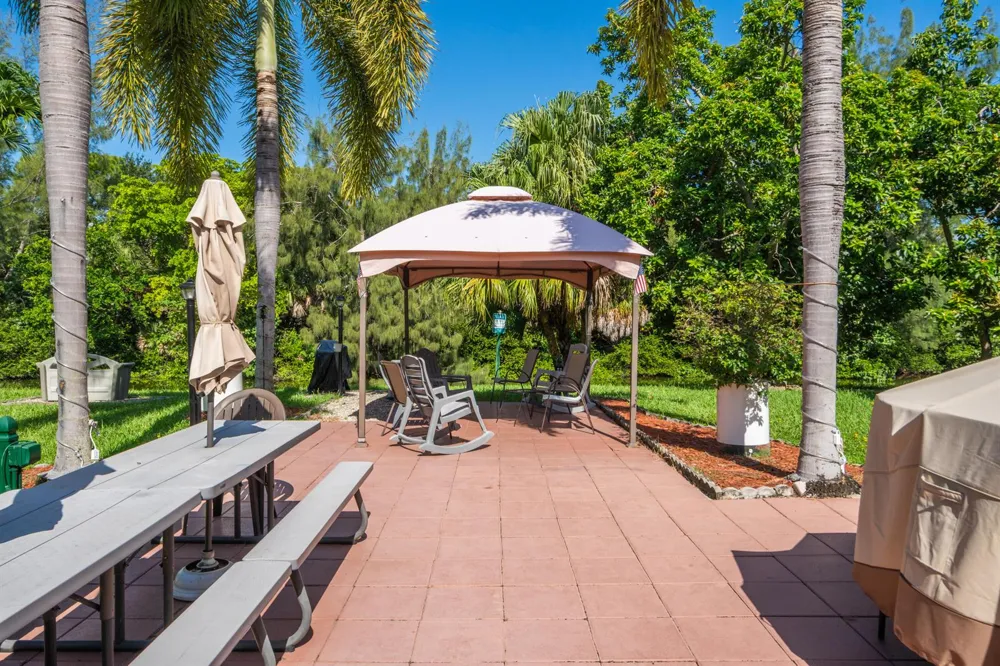 65 Camden C West Palm Beach, FL 33417