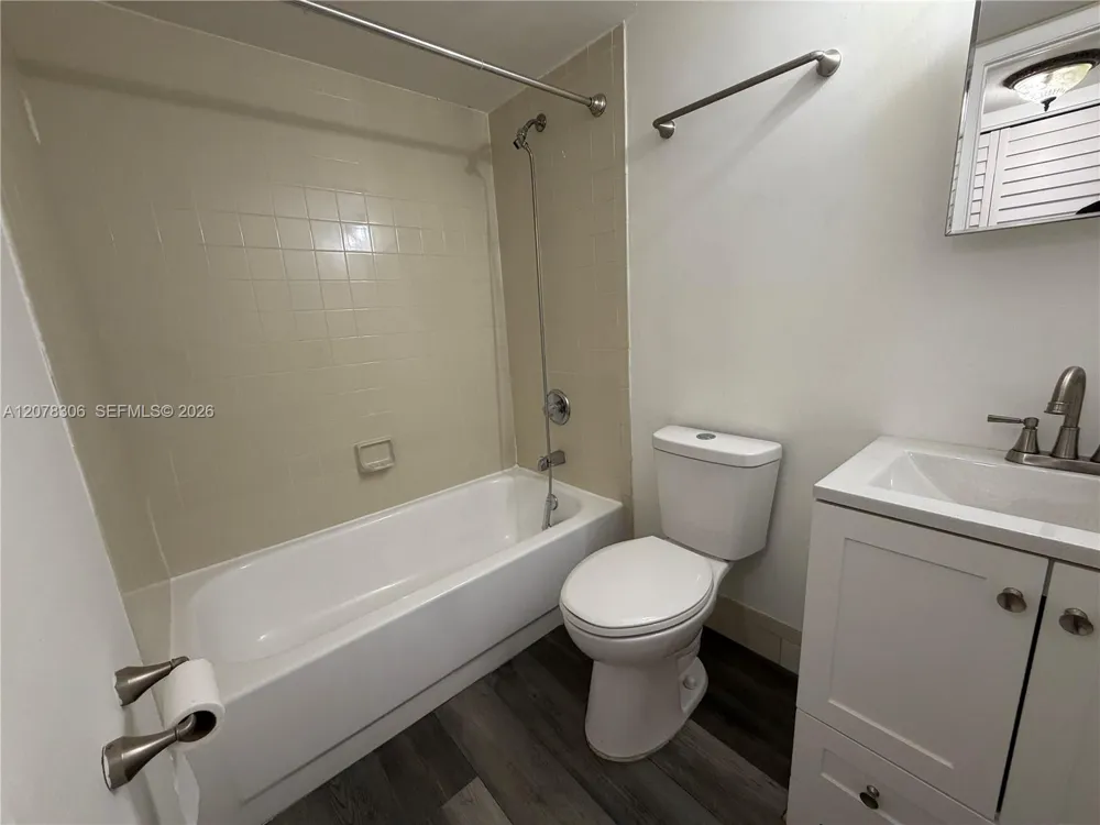 18226 S Mediterranean Blvd #3-16 Hialeah, FL 33015