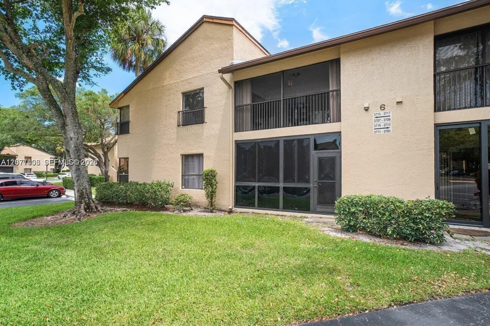 3709 Cocoplum Cir #3543 Coconut Creek, FL 33063