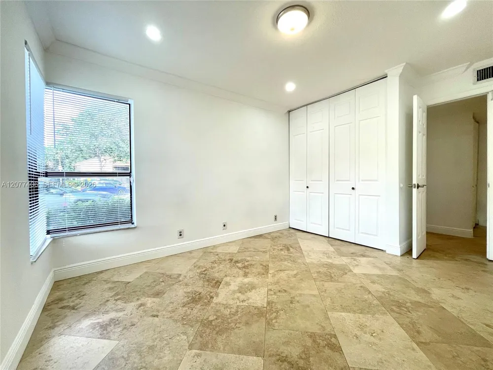 3709 Cocoplum Cir #3543 Coconut Creek, FL 33063