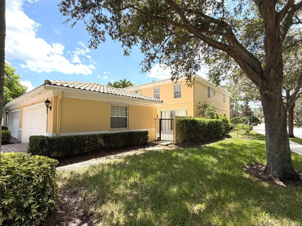 3503 Greenway Drive Jupiter, FL 33458