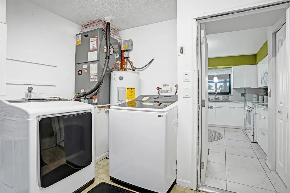 2186 SW 16th Circle Deerfield Beach, FL 33442