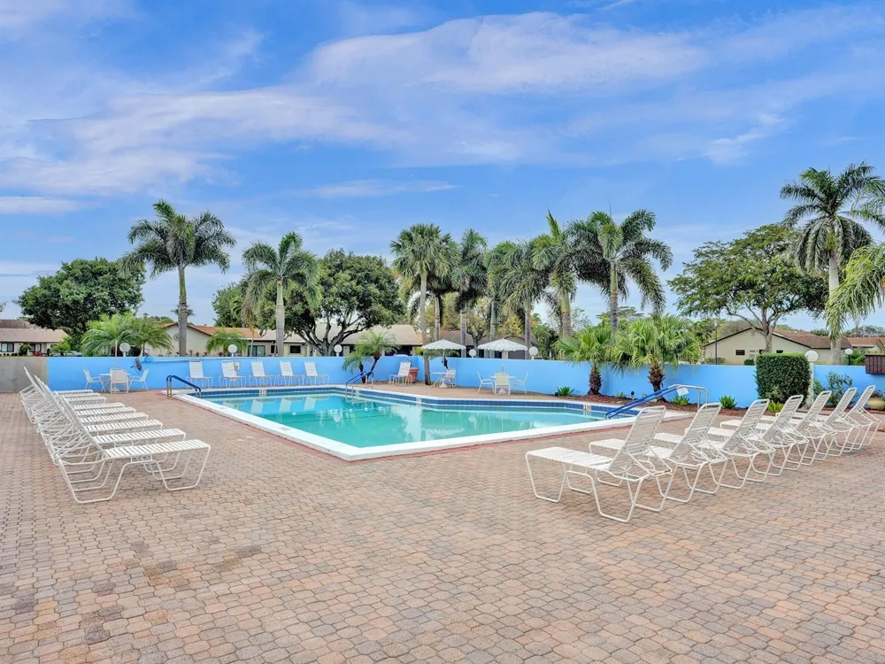 2186 SW 16th Circle Deerfield Beach, FL 33442