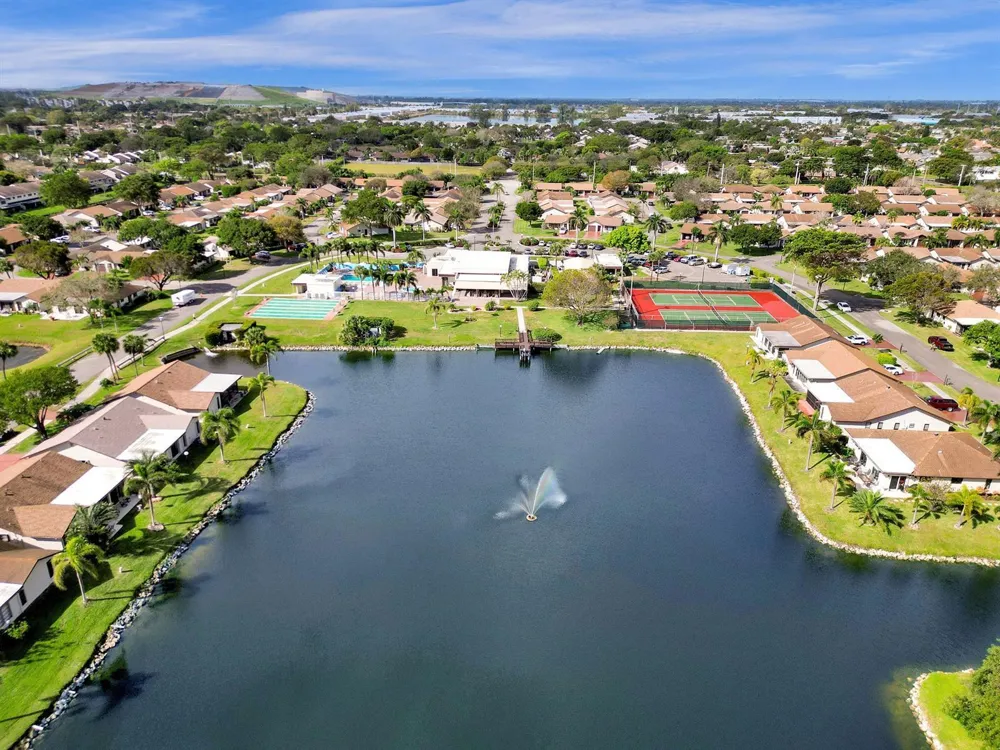 2186 SW 16th Circle Deerfield Beach, FL 33442