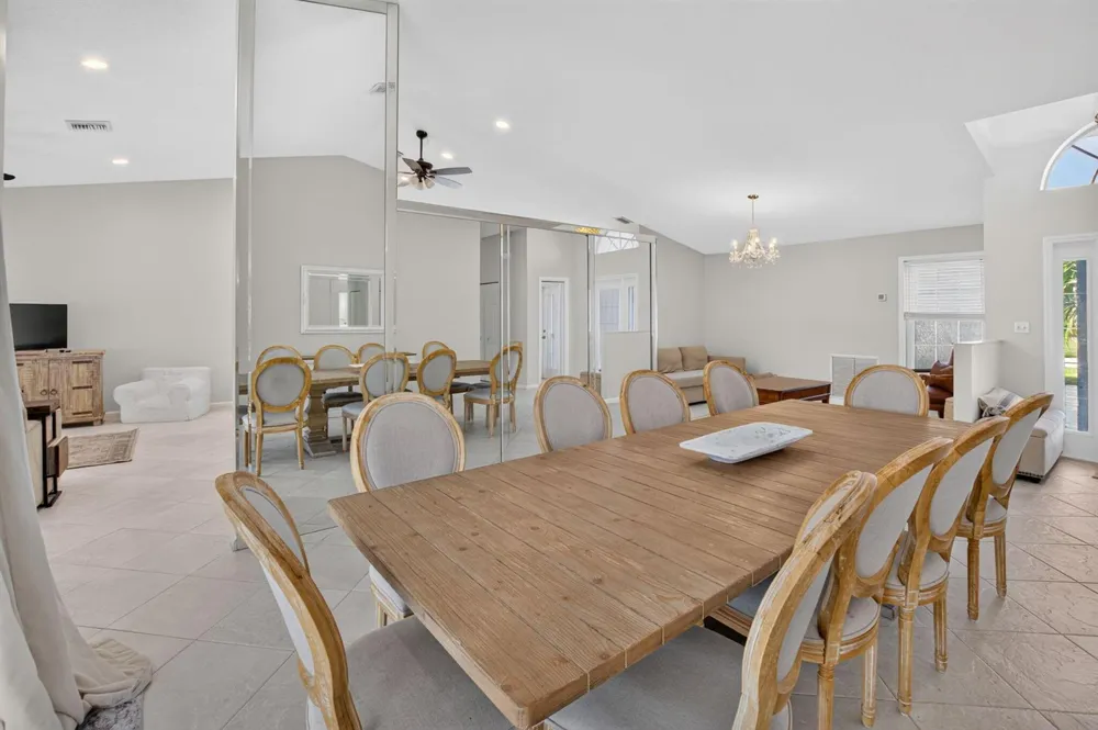 5756 Descartes Circle Boynton Beach, FL 33472