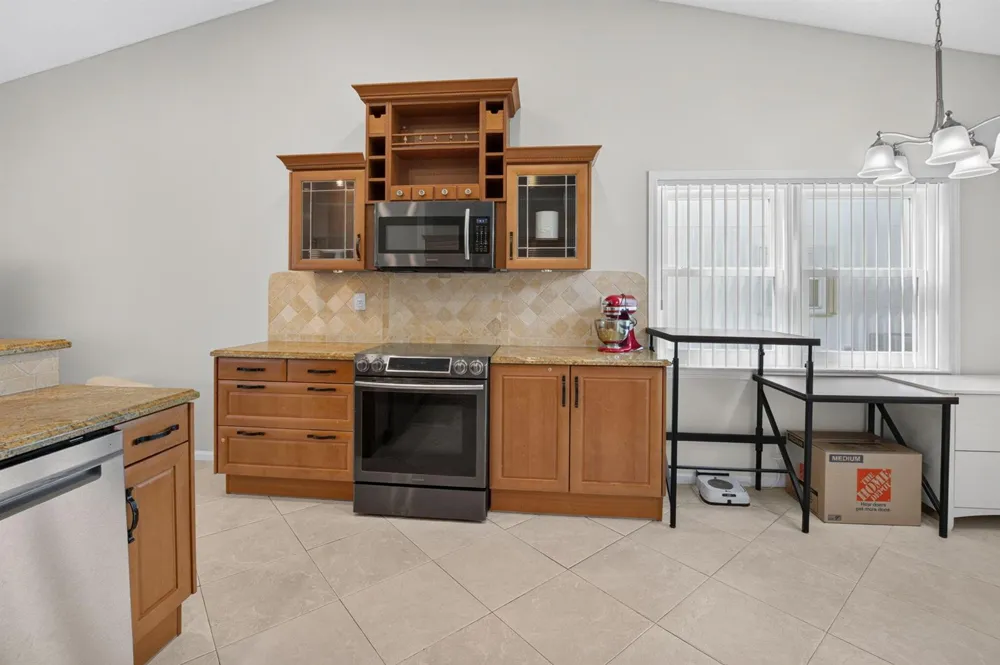 5756 Descartes Circle Boynton Beach, FL 33472