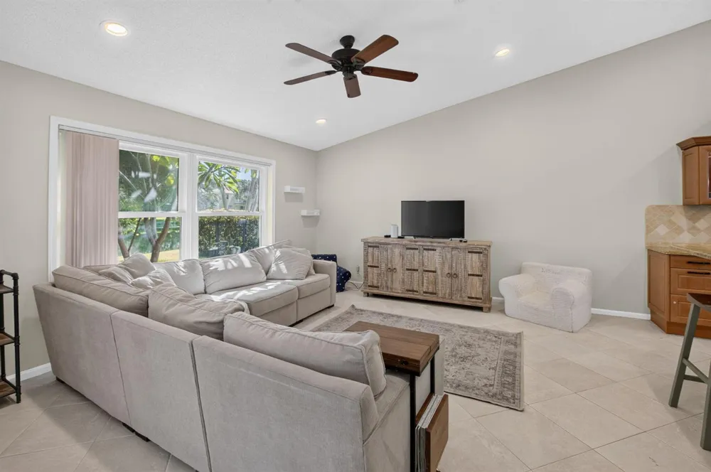 5756 Descartes Circle Boynton Beach, FL 33472
