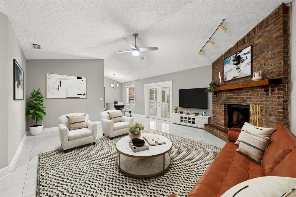 3878 FEATHER DRIVE Lakeland, FL 33812