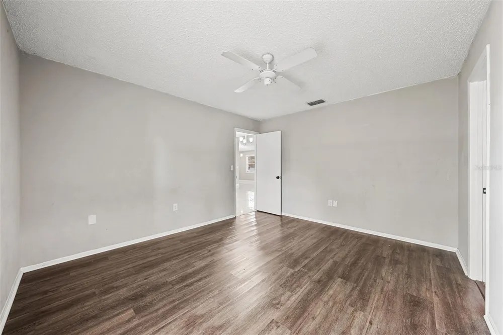 3878 FEATHER DRIVE Lakeland, FL 33812