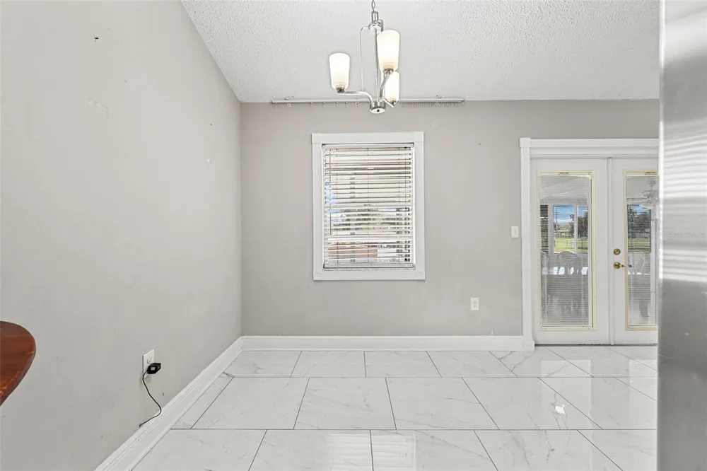 3878 FEATHER DRIVE Lakeland, FL 33812