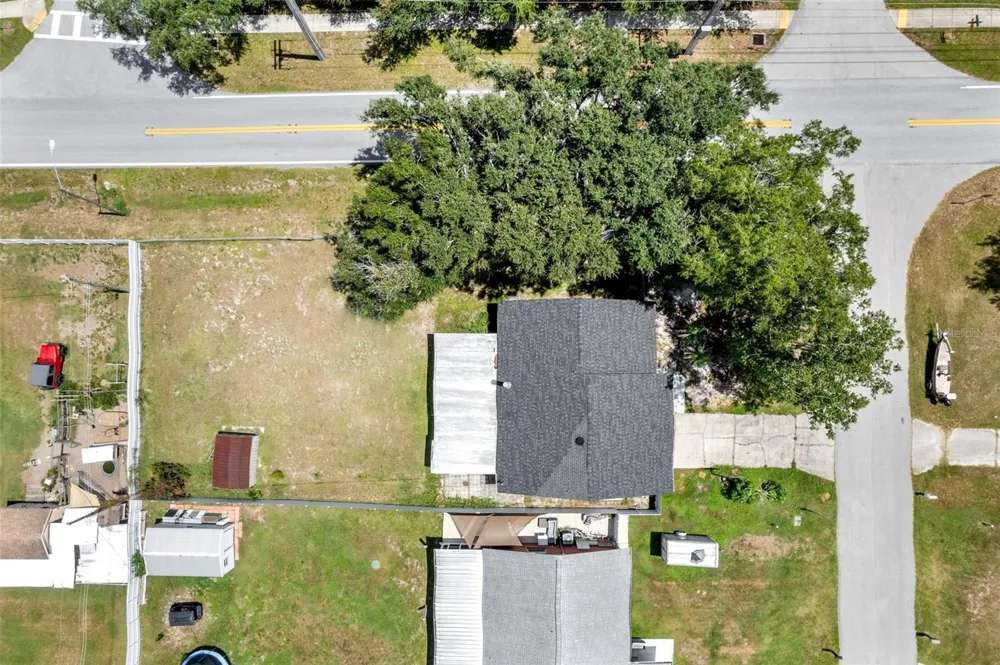 3878 FEATHER DRIVE Lakeland, FL 33812
