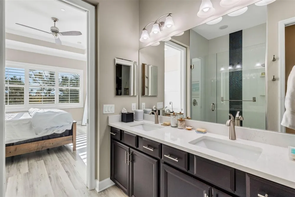 289 SAPPHIRE LAKE DRIVE #202 Bradenton, FL 34209