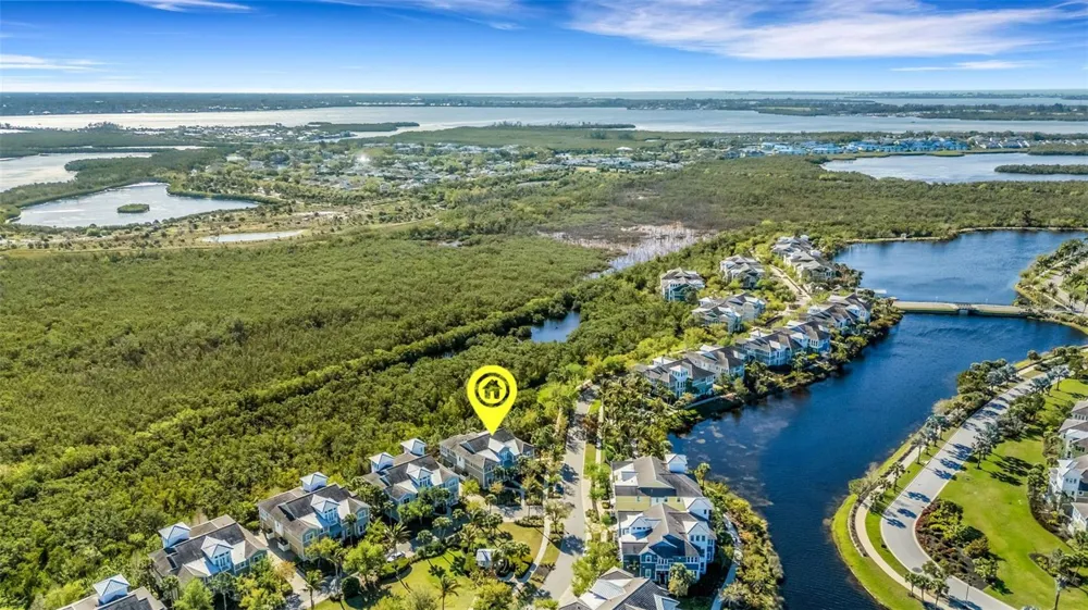 289 SAPPHIRE LAKE DRIVE #202 Bradenton, FL 34209
