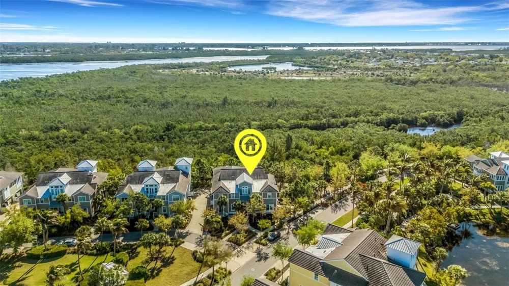289 SAPPHIRE LAKE DRIVE #202 Bradenton, FL 34209