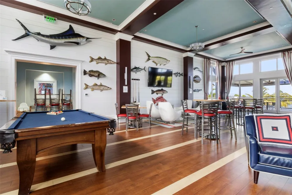 289 SAPPHIRE LAKE DRIVE #202 Bradenton, FL 34209