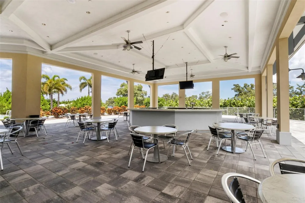 289 SAPPHIRE LAKE DRIVE #202 Bradenton, FL 34209