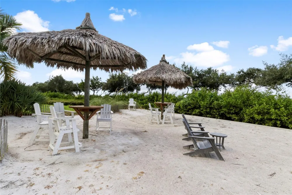 289 SAPPHIRE LAKE DRIVE #202 Bradenton, FL 34209