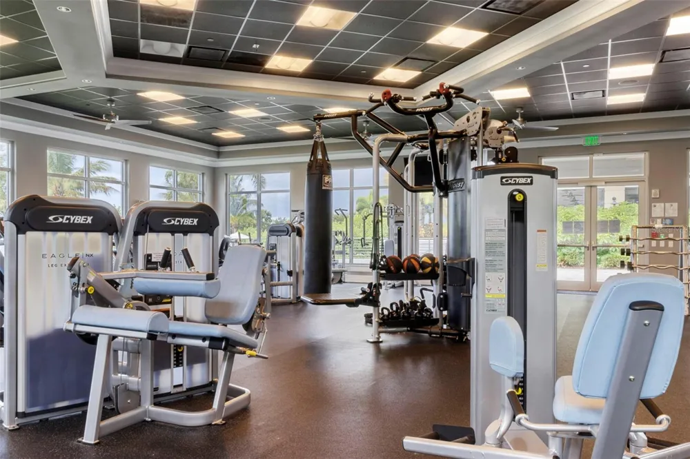 289 SAPPHIRE LAKE DRIVE #202 Bradenton, FL 34209