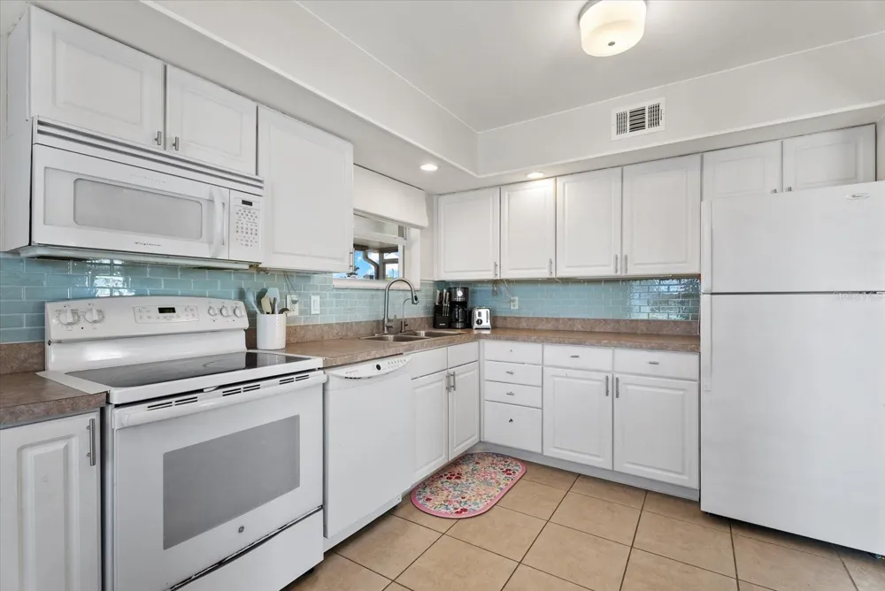 6315 JORDAN STREET North Port, FL 34287