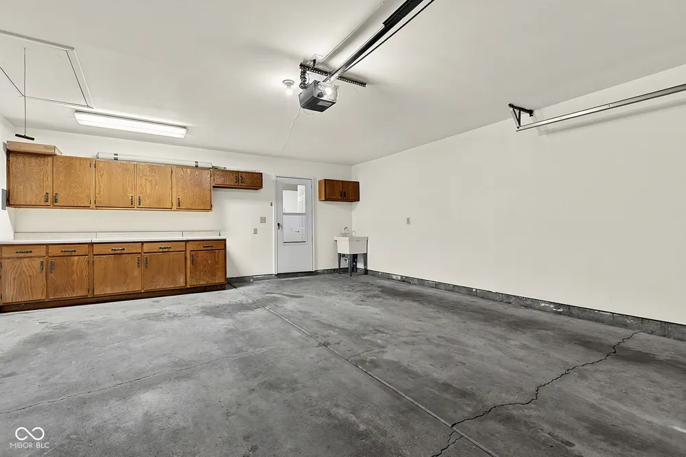 2541 Willow Way Indianapolis, IN 46268