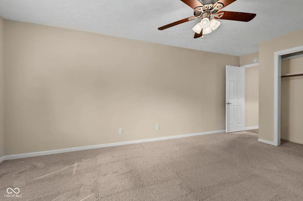 2541 Willow Way Indianapolis, IN 46268