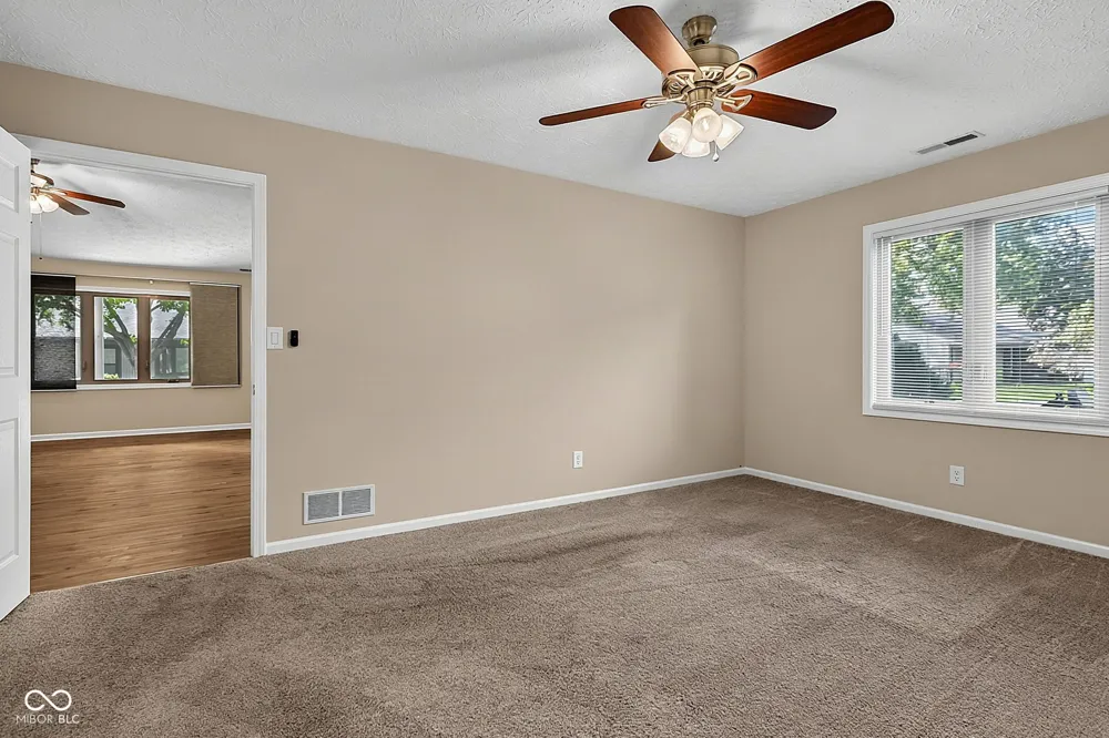 2541 Willow Way Indianapolis, IN 46268