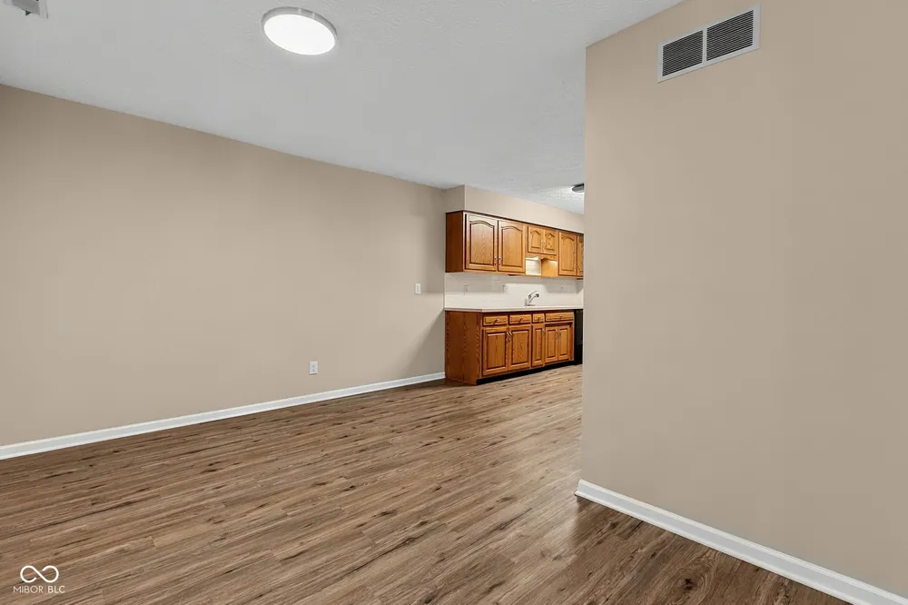 2541 Willow Way Indianapolis, IN 46268