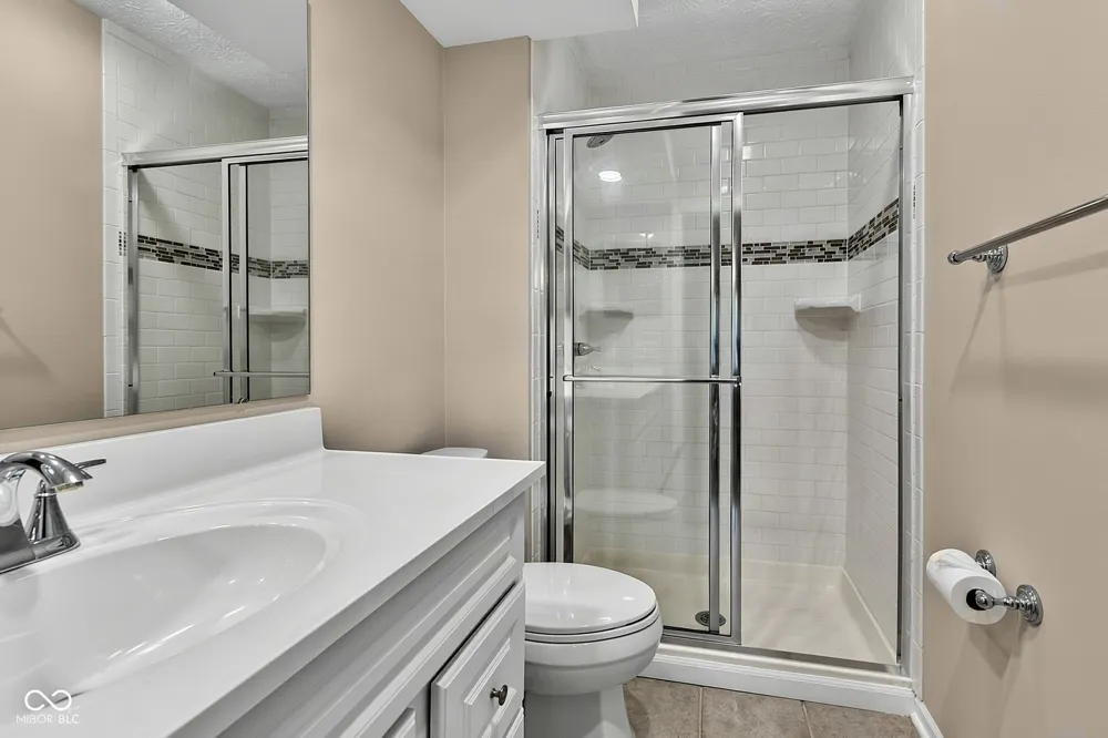 2541 Willow Way Indianapolis, IN 46268
