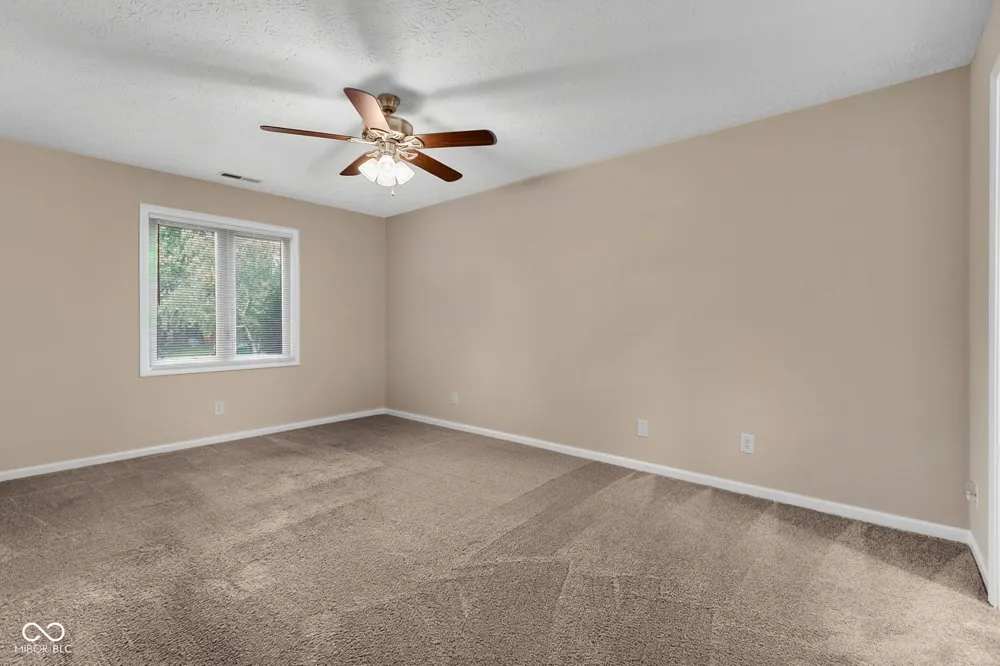 2541 Willow Way Indianapolis, IN 46268